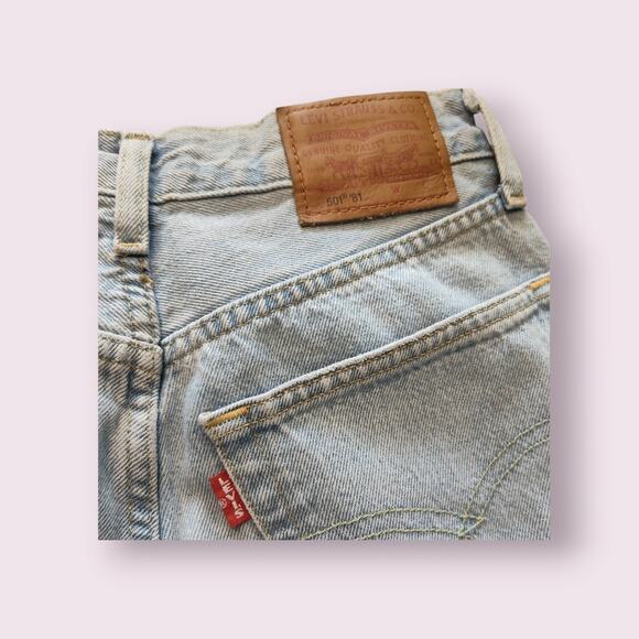 Levi's 501 81' Women's 25×31 Big E Light Wash Denim Vintage‎ Reproduction - Picture 4 of 16